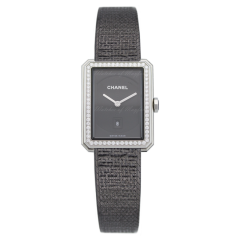 H5318 | Chanel Boy-Friend Tweed Medium Diamonds 26.7 x 34.6 mm watch. Buy Online