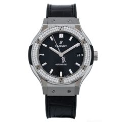 565.NX.1171.LR.1104 | Hublot Classic Fusion Titanium Diamonds 38 mm watch. Buy Online