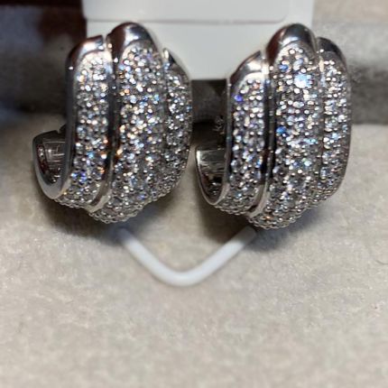 G38P6800 |Buy Online Piaget Possession 18K White Gold Diamond Earrings