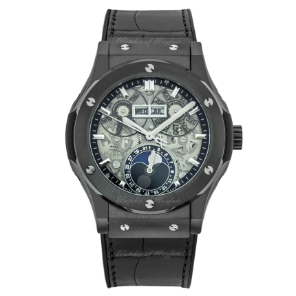 547.CX.0170.LR | Hublot Classic Fusion Aerofusion Moonphase Black Magic 42 mm watch. Buy Online